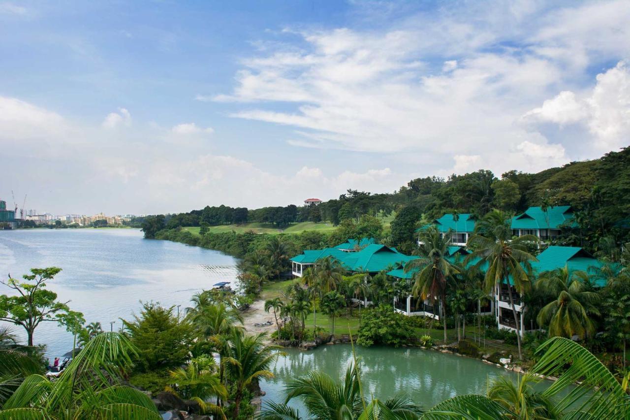 Mines Beach Resort Hotel Seri Kembangan Exterior foto